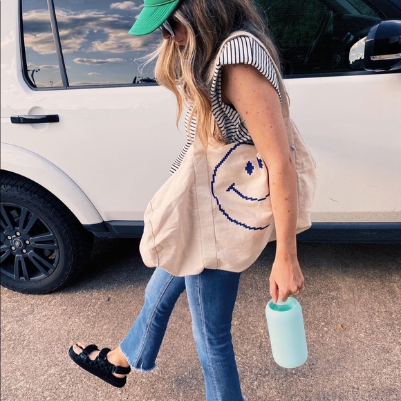 Wore it it once ..  pretty  comparable - Picture 4 of 4